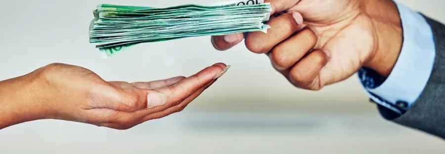 همه‌چیز درباره وام با وثیقه سهام: مزایا، ریسک‌ها و نکات تصمیم‌گیری
